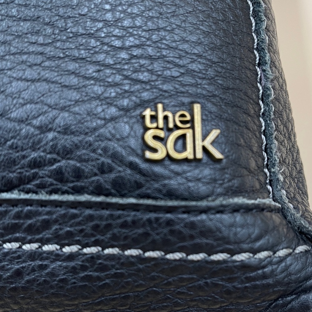 The Sak Black Leather Gold Hardware Shoulder or Crossbody with Front Zip Pocket - Picture 5 of 6